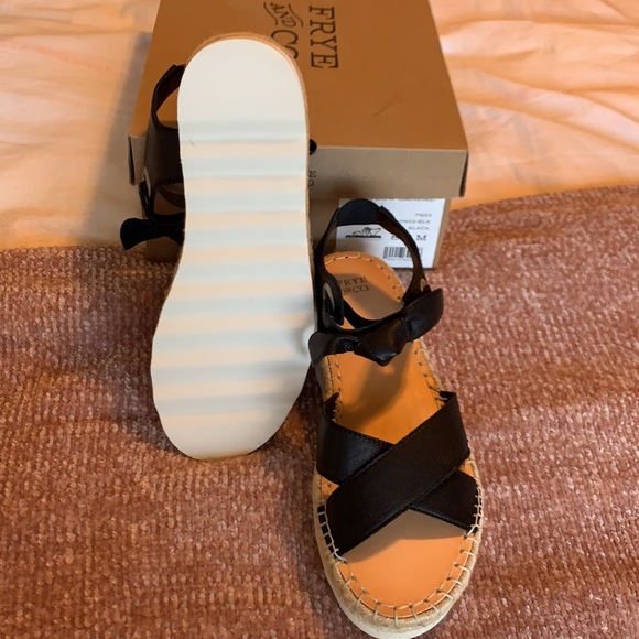 Frye Lula Bow Sandals - Picture 3 of 10